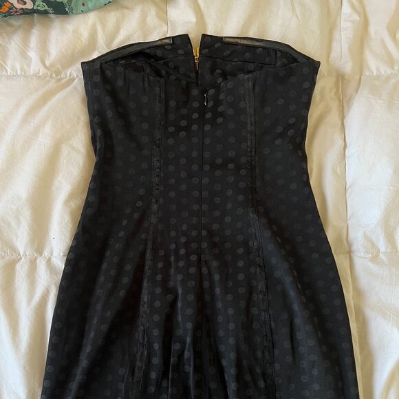 VINTAGE GUESS MINI BLACK DRESS (Worn Once, No Tags) - Picture 5 of 8